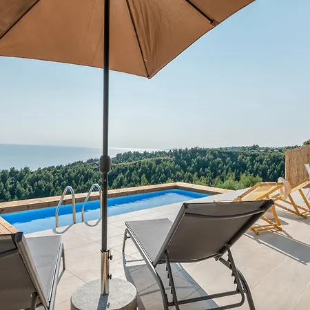 Blue And Infinity * 아기아 파라스케비