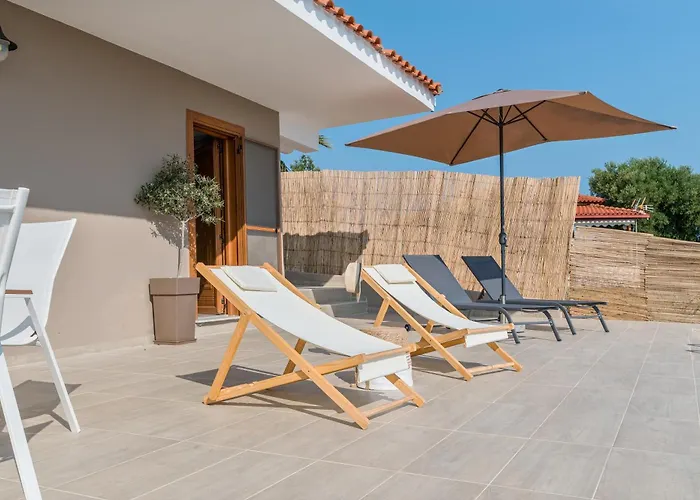 Blue And Infinity * Ajía Paraszkeví